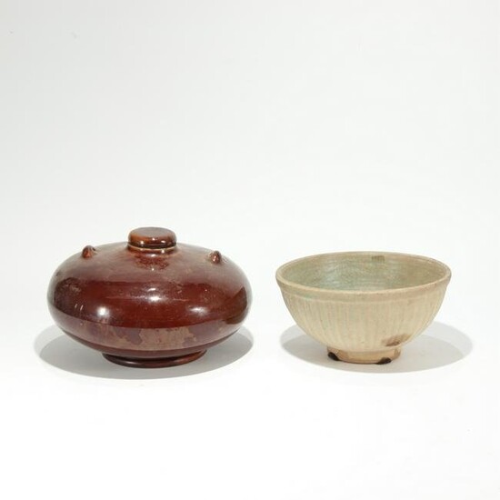 Chinese Longquan Celadon Bowl & Bed Warmer