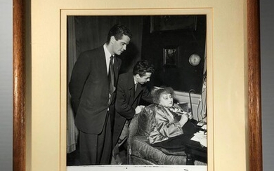 Colette. Photographie signée. Signed Photograph. 1953
