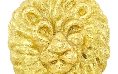 David Webb Hammered Gold Lion Pendant-Brooch