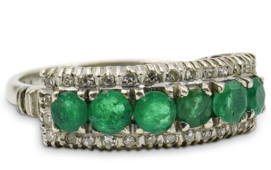 Deco 18K Gold Diamond & Emerald Ring