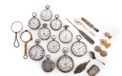 Dix montres de poche en argent et en plaqué argent, comprenant : une montre-bracelet ouverte...