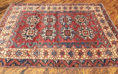 Fine Woven Carpet 7’ 2” X 5’ 8”