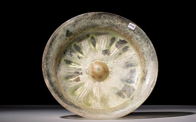GREEK GLASS PHIALE DECORATED WITH ROSETTE
