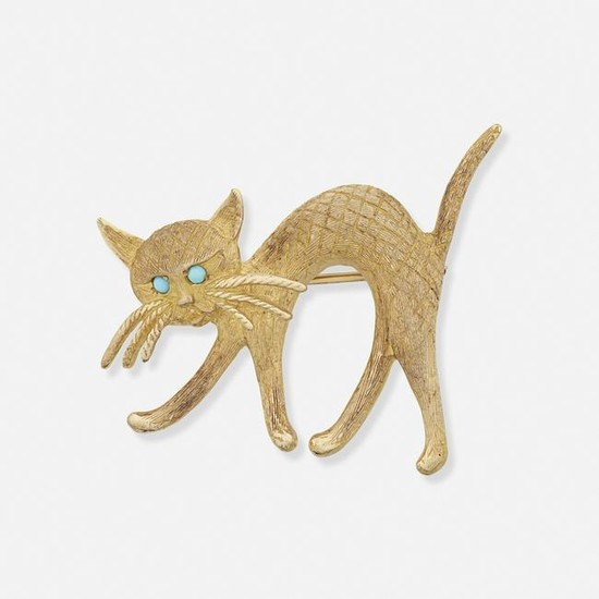 Gold cat brooch