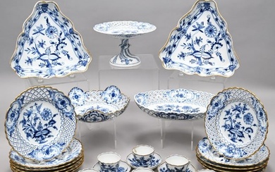 Group Meissen Porcelain 'Blue Onion' Dinner Wares