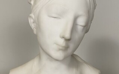 Jacques TERNOIS (1861-) Buste de jeune fille Marbre, signé et daté 1897 Hauteur