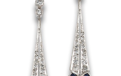 LONG EARRINGS, ART DECO STYLE, WITH DIAMONDS AND SAPPHIRES, IN PLATINUM