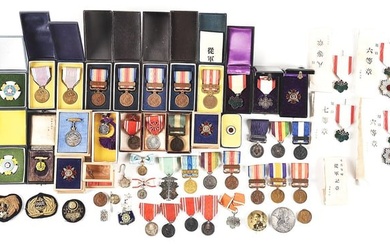 LOT OF JAPANESE WWII MEDALS.