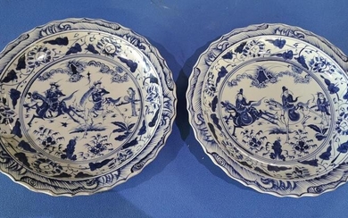Large pair of Chinese blue & white shallow chargers...