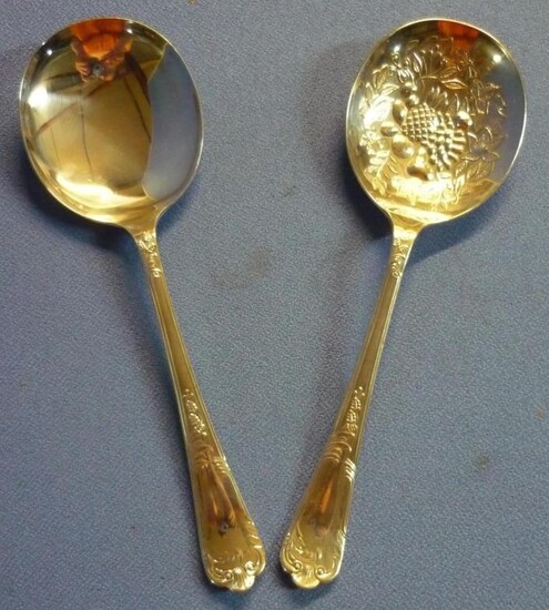 Large pair of Sheffield 1994 silver hallmarked fruit serving...