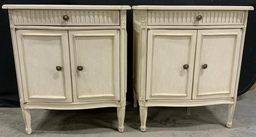 Lot 2 Wooden Cream Toned Cabinets
