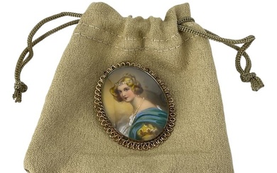 Lovely Victorian Portrait Pin