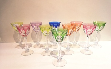 MOSER, modèle « Ladie HAMILTON », suite de 10 verres Roemer en cristal de couleur....