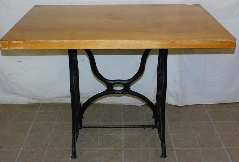 Maple Sewing Machine Cast Iron Base Table