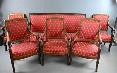 Mobilier de salon XIXème comprenant 5 fauteuils et une banquette, piètement antérieur jarret. Dimensions :...