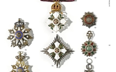 ORDRE DE SAINT LAZARE DE JERUSALEM. Ensemble comprenant : -Croix de commandeur en métal doré...