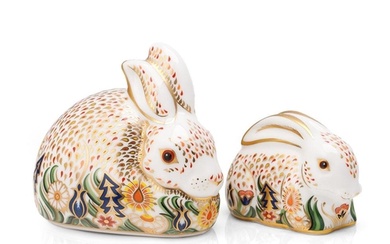 Royal Crown Derby paperweight, Rowsley Rabbit, signed in gol...