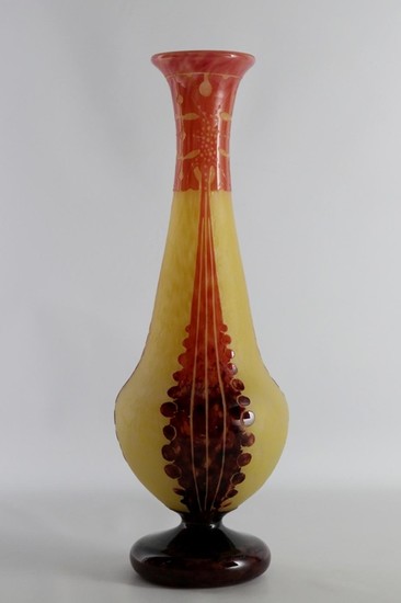 Schneider - Le Verre Français. Vase décor « Amaran…