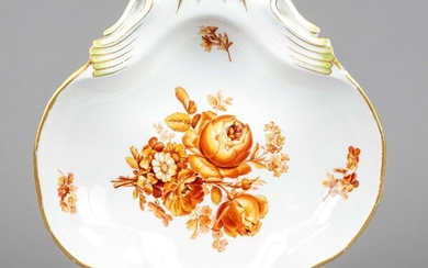 Shell bowl, Meissen, Marcolini mark 1774-1817, 1st choice, floral painting in orange, gold rim