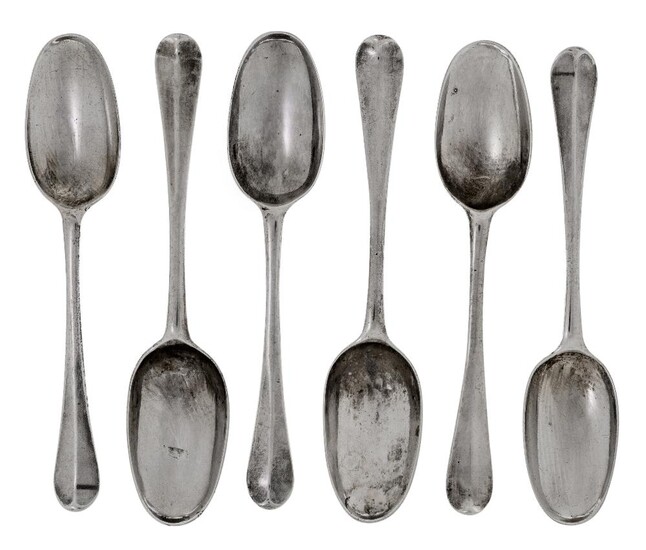 Six 18th century silver rat-tail dessert spoons, three London, 1732, Richard Pargeter, marks rubbed to the other three examples, engraved with identical lion crests to reverse of terminals, approx. 17.5cm long, total weight approx. 8.8oz (6)...