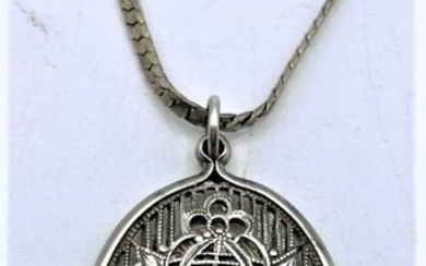 Sterling Silver Fancy Oval Filigree Pendant Necklace