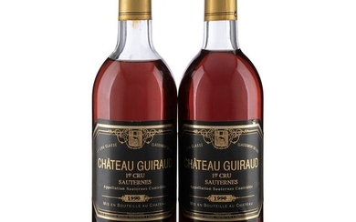 Château Guiraud. Cosecha 1990. Sauternes. France. Niveles: en la punta del hombro. Piezas: 2.