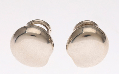TIFFANY & CO. ELSA PERETTI. Bean design earrings.