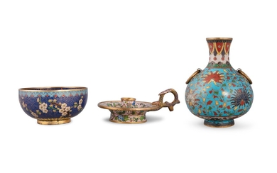 A GROUP OF THREE (3) CLOISONNE PIECES, ONE BY THE STUDIO OF LAO TIAN LI...