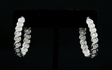 Van Cleef & Arpels 2.75ctw Diamond 18K Earrings