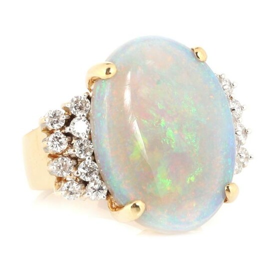 White opal and diamond 18K yellow gold cocktail ring.