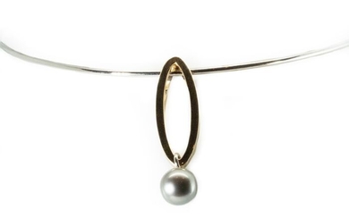 11.22mm Black Pearl - 18 kt. White gold, Yellow gold - Necklace with pendant Pearl