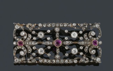 Brooch with old cut diamonds and rosa in 18K yellow
