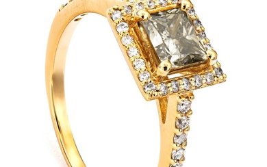 1.35 tcw SI1 Diamond Ring Yellow Gold - Ring - 1.00 ct Diamond - 0.35 ct Diamonds