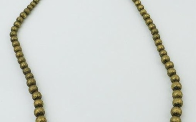 14KYG Textured Graduated Ball Necklace