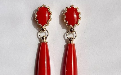 18 kt. Gold - Earring Blood Coral
