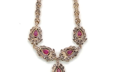 18 kt. Silver, Yellow gold - Necklace - 5.00 ct Rubies - Ct 5.13 Diamonds