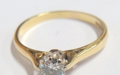 18ct Yellow Gold Diamond Solitaire, size K