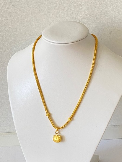 23 kt Yellow gold - Necklace with pendant