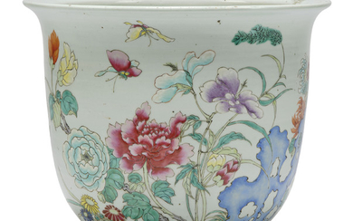A CHINESE FAMILLE ROSE JARDINIERE, QING DYNASTY, 19TH CENTURY