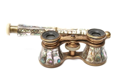 French Chevalier Opticien Opera Glasses w MOP
