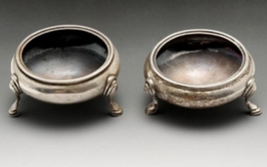 A late Victorian pair of silver open salts, each of