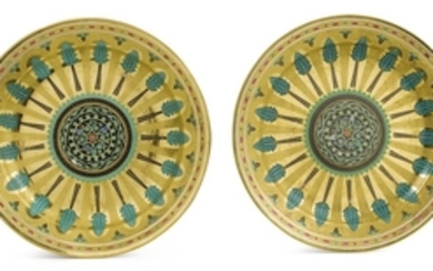 Two Large and Rare Porcelain Serving Dishes from the Kremlin Service, Imperial Porcelain Manufactory, St Petersburg, Period of Nicholas I (1825-1855)
