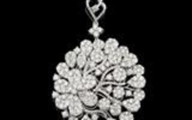 A brilliant pendant total weight c. 9.25 ct