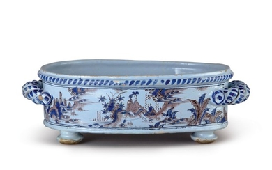 A FRENCH FAIENCE OVAL FOOTED BASIN, LATE 17TH CENTURY