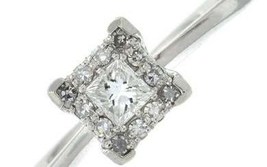 A 9ct gold vari-cut diamond cluster ring.