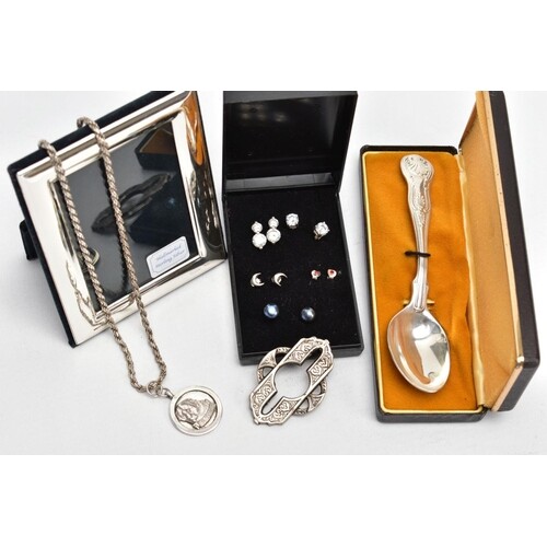 A BOX OF SILVER AND WHITE METAL ITEMS, to include a boxed si...