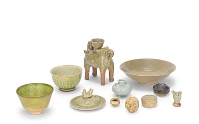 A COLLECTION OF CERAMIC WARES Han Dynasty and later