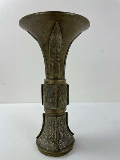A Chinese Ancient Bronze Gu Vase