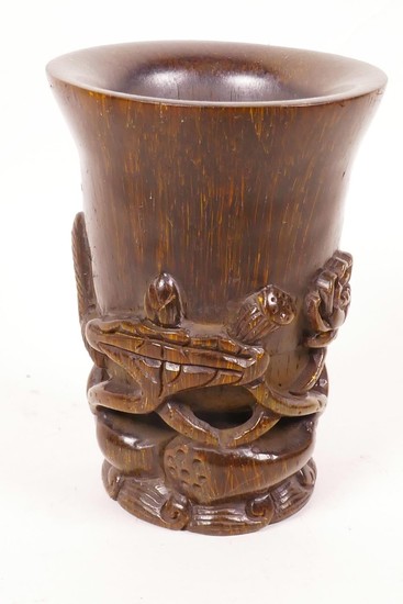 A Chinese faux horn libation cup with carved decoration, 4¼"...