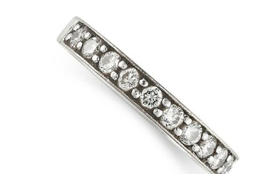 A DIAMOND HALF ETERNITY RING Brilliant-cut diamonds